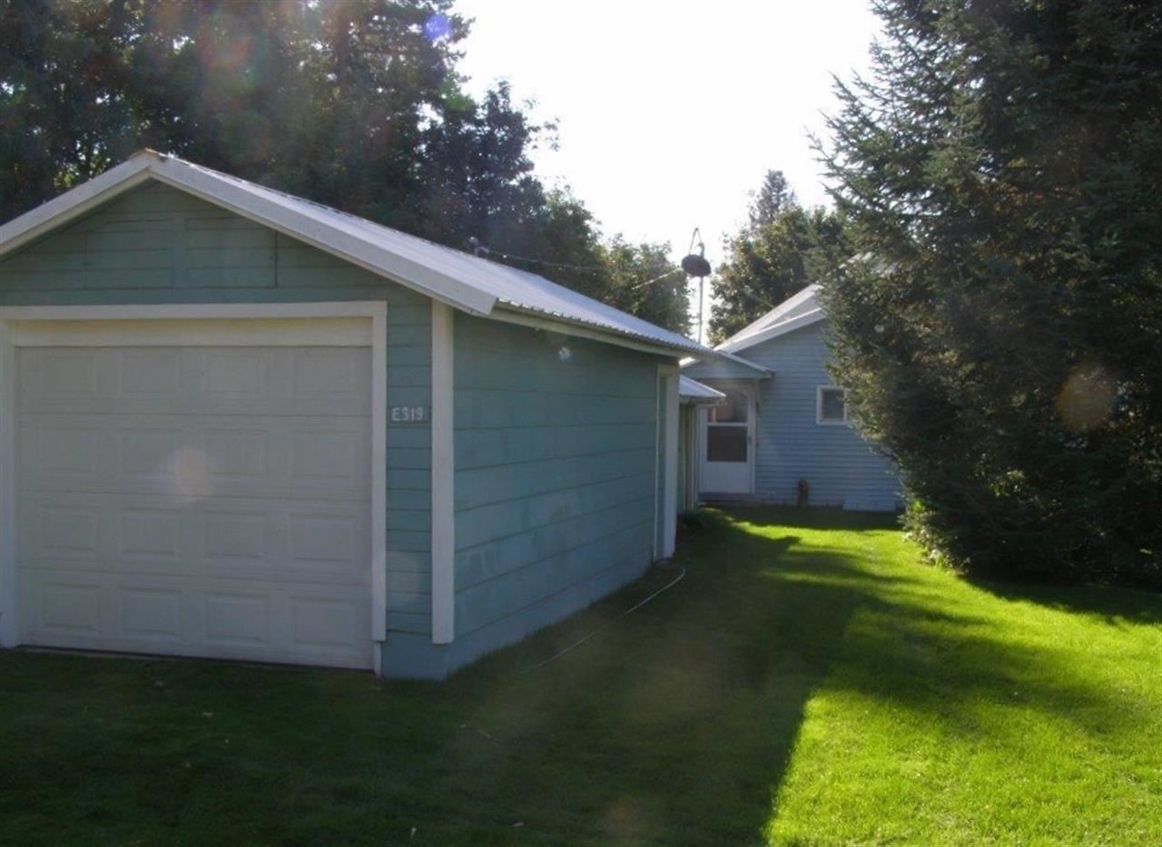 319 E C St - Photo 16
