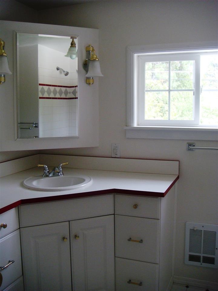 1219 E THURSTON Ave - Photo 11