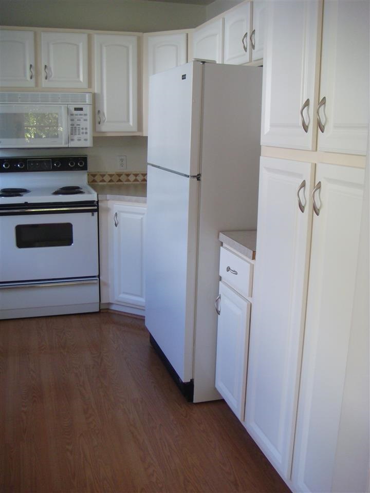 1219 E THURSTON Ave - Photo 10