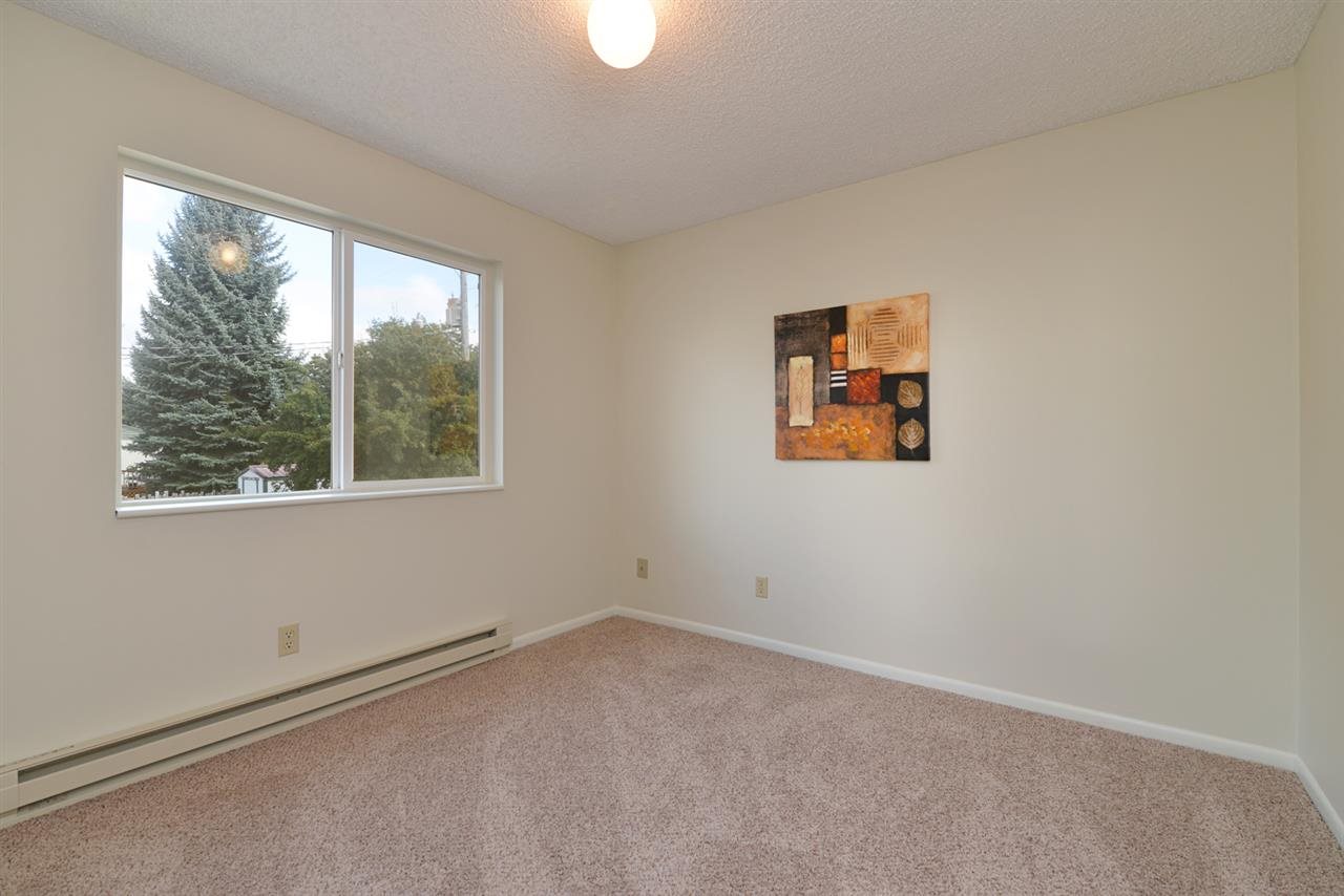 301 N Raymond #301 Rd - Photo 11