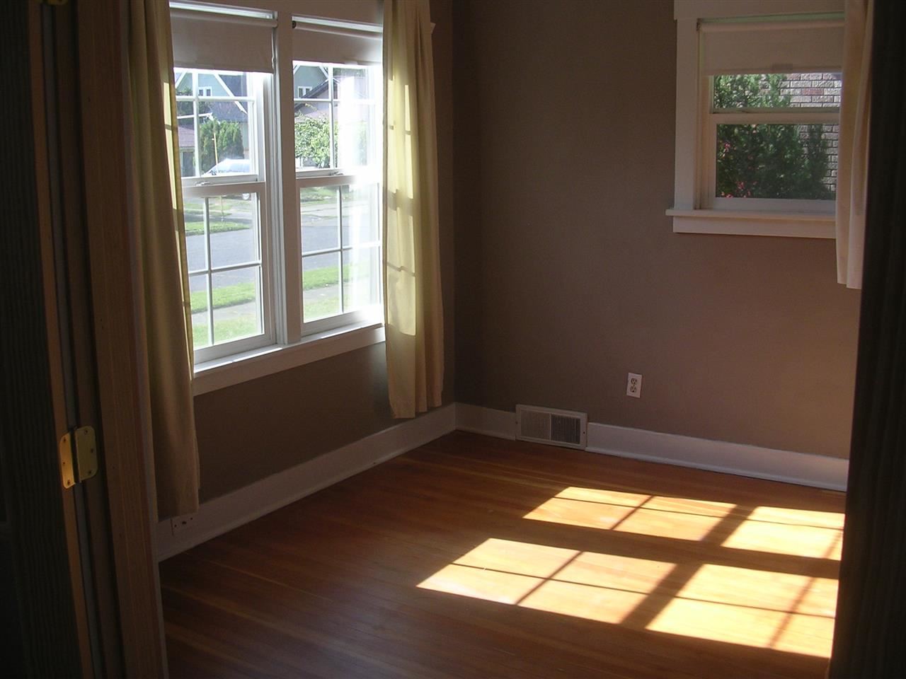 2714 W LIBERTY - Photo 10
