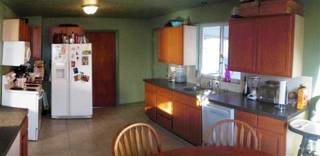 9207 E Broadway Ave - Photo 9