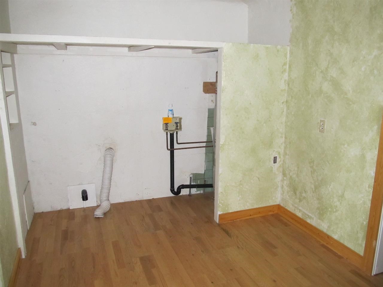 405 N Victoria St - Photo 14