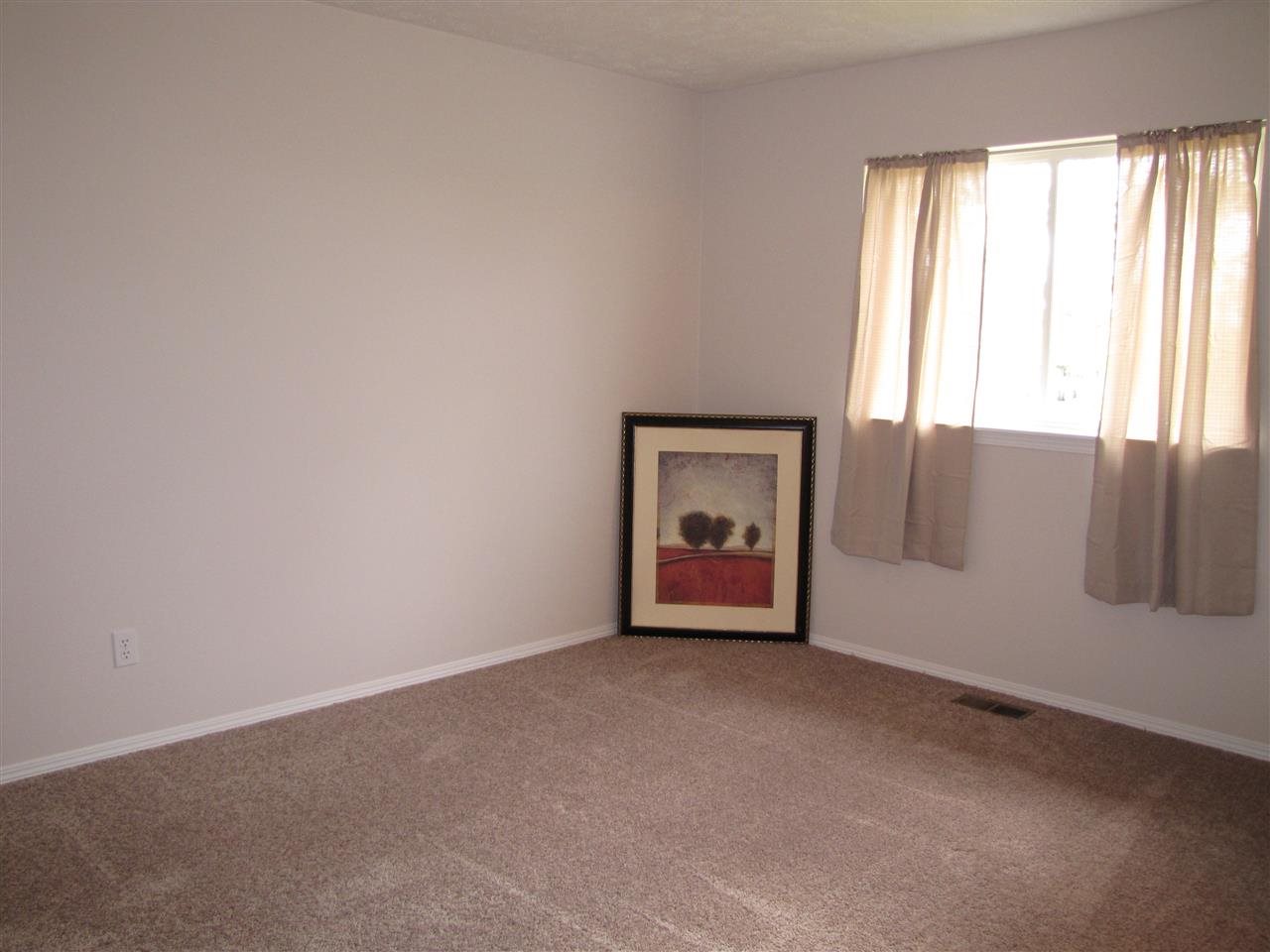2228 E Lacrosse Ave - Photo 12