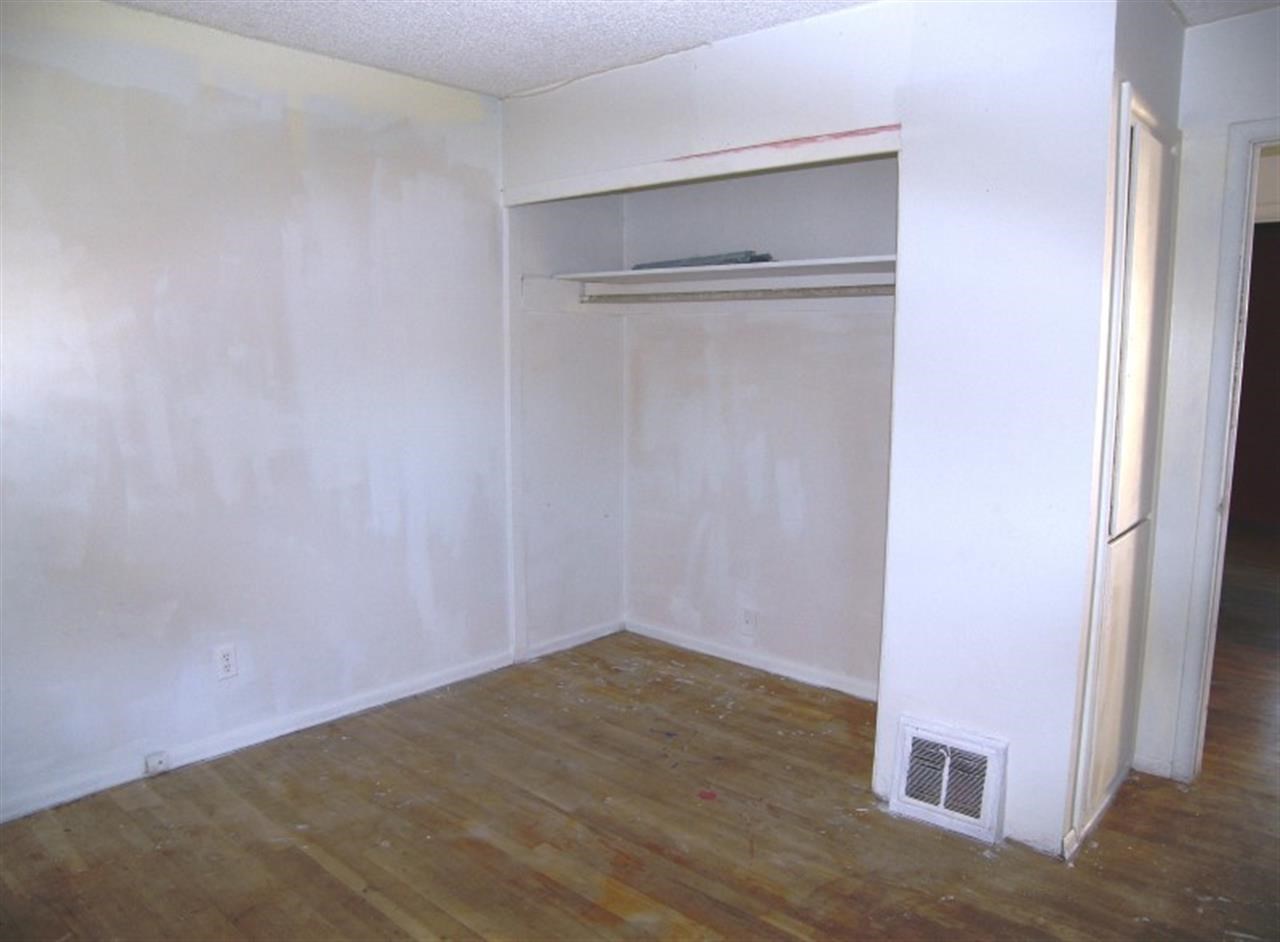 3917 E Grace Ave - Photo 8