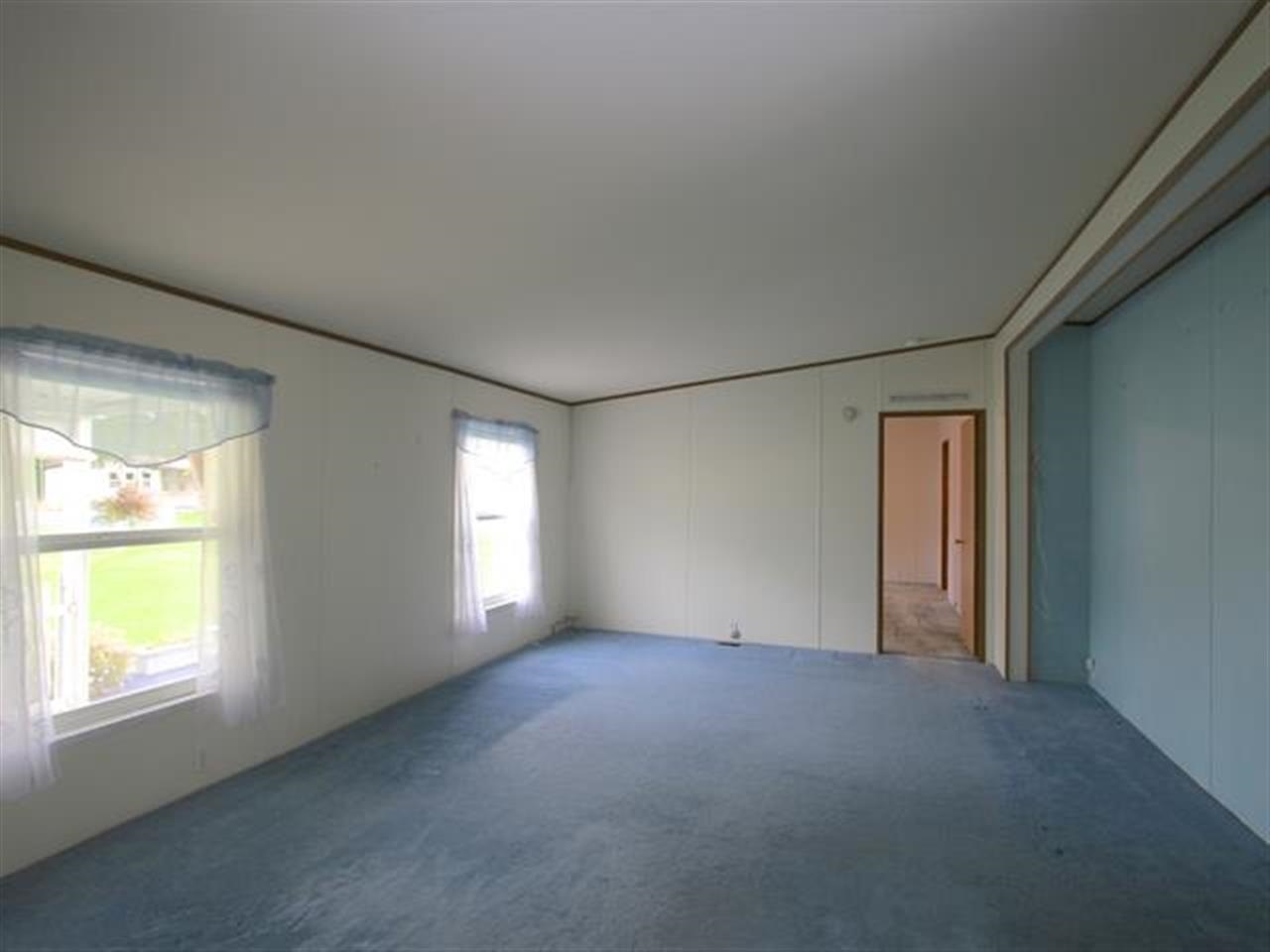 3920 E Center Rd - Photo 4