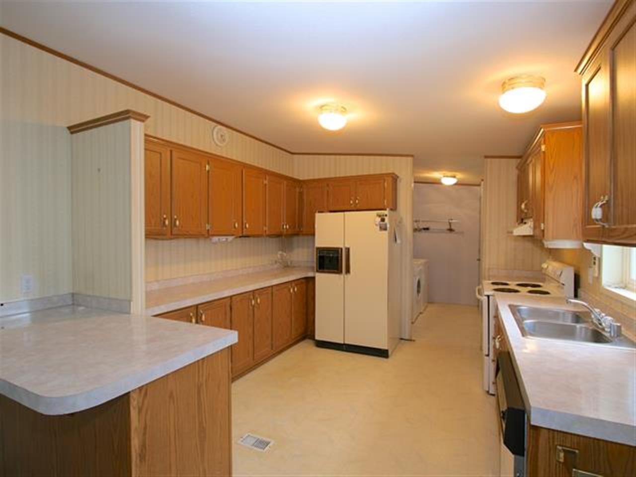 3920 E Center Rd - Photo 6