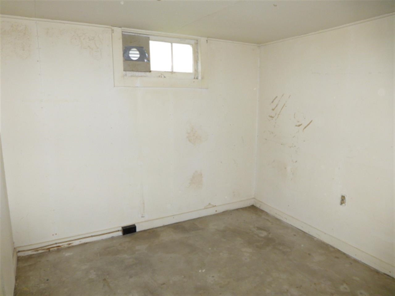 1228 E 38th Ave - Photo 12