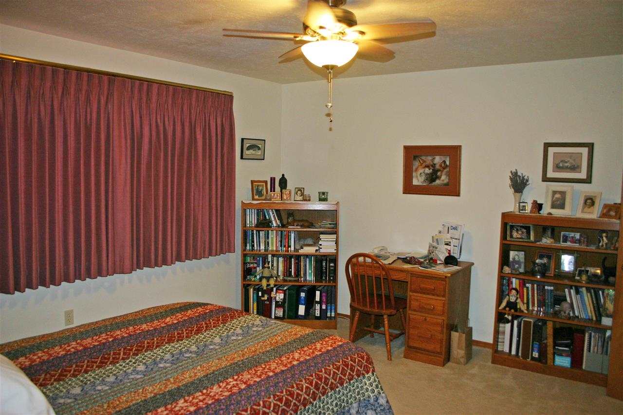 1507 E Clover Ave - Photo 6
