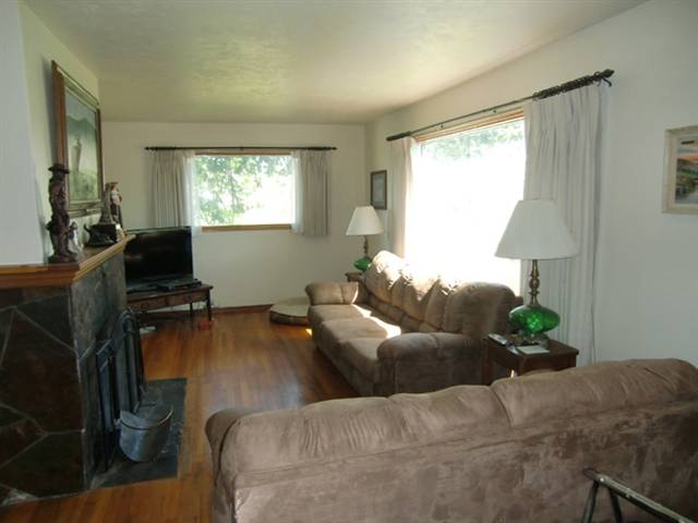 2117 N Long Rd - Photo 4
