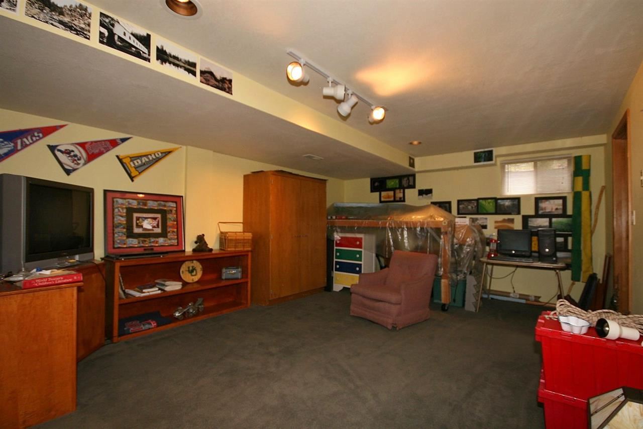 1209 W Elmwood Ct - Photo 15