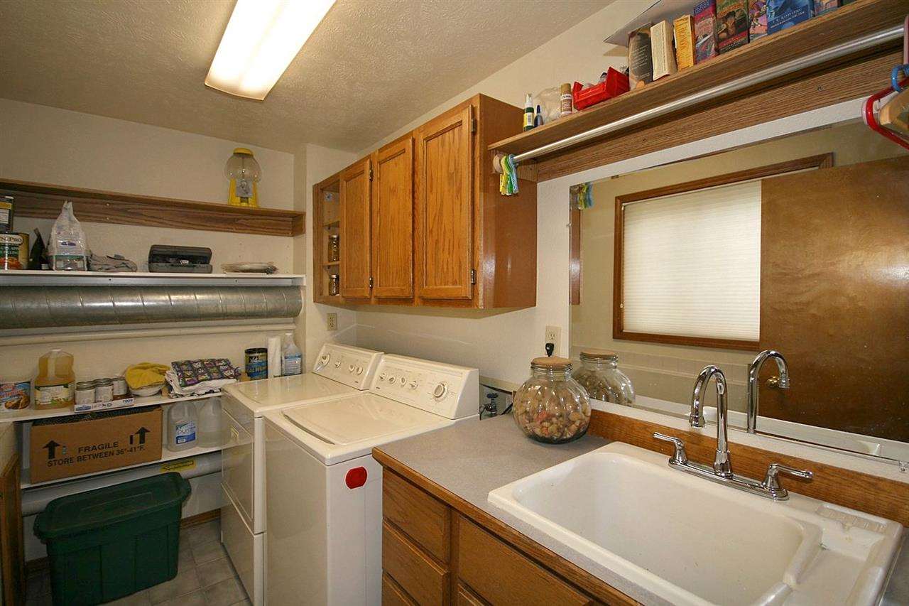 1209 W Elmwood Ct - Photo 16