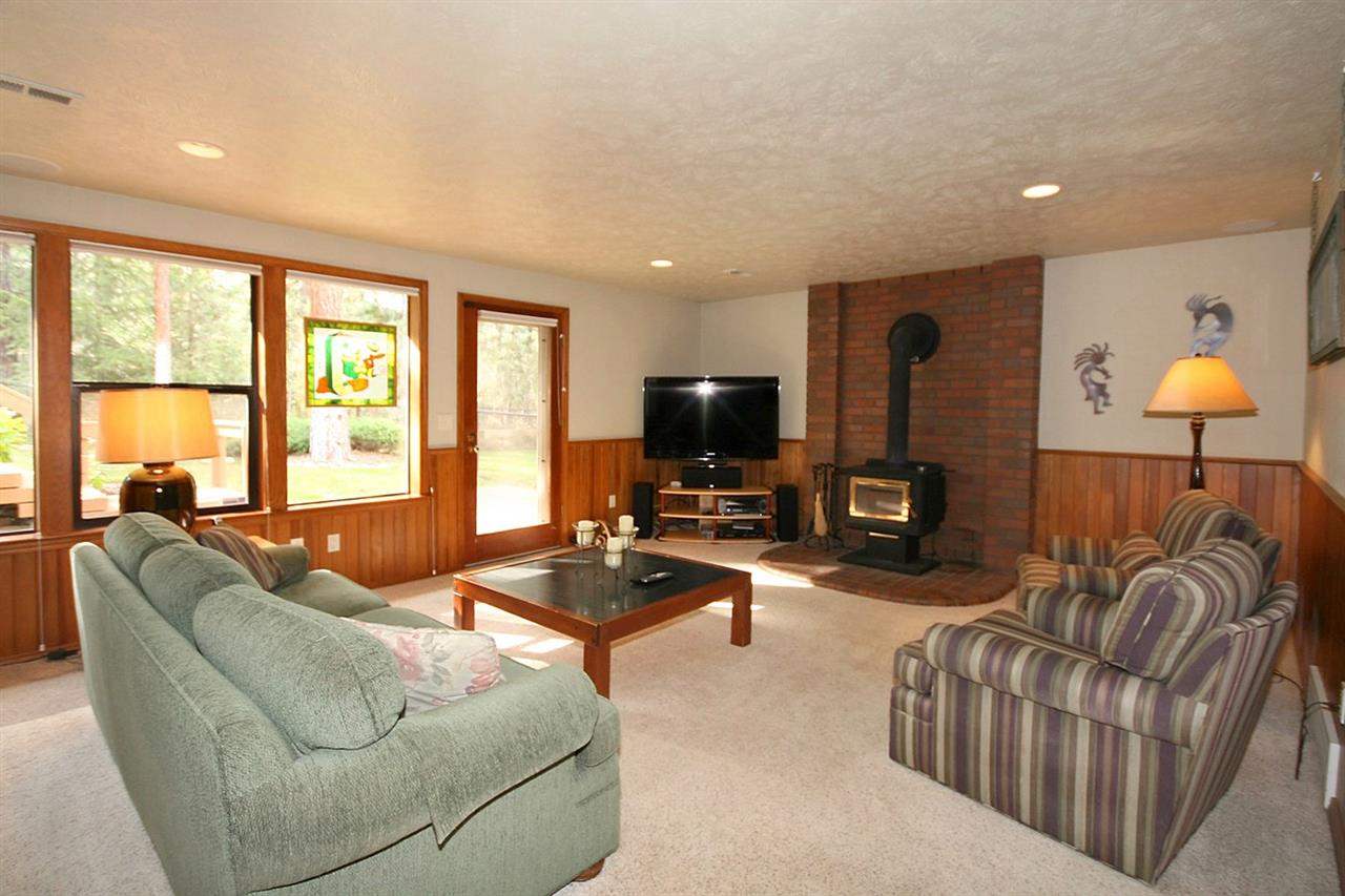 1209 W Elmwood Ct - Photo 7