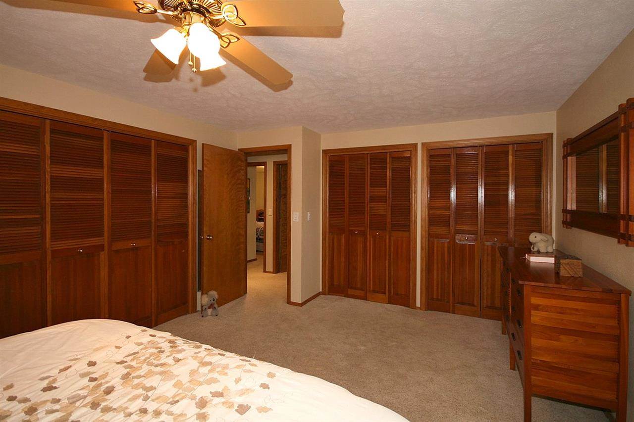 1209 W Elmwood Ct - Photo 9