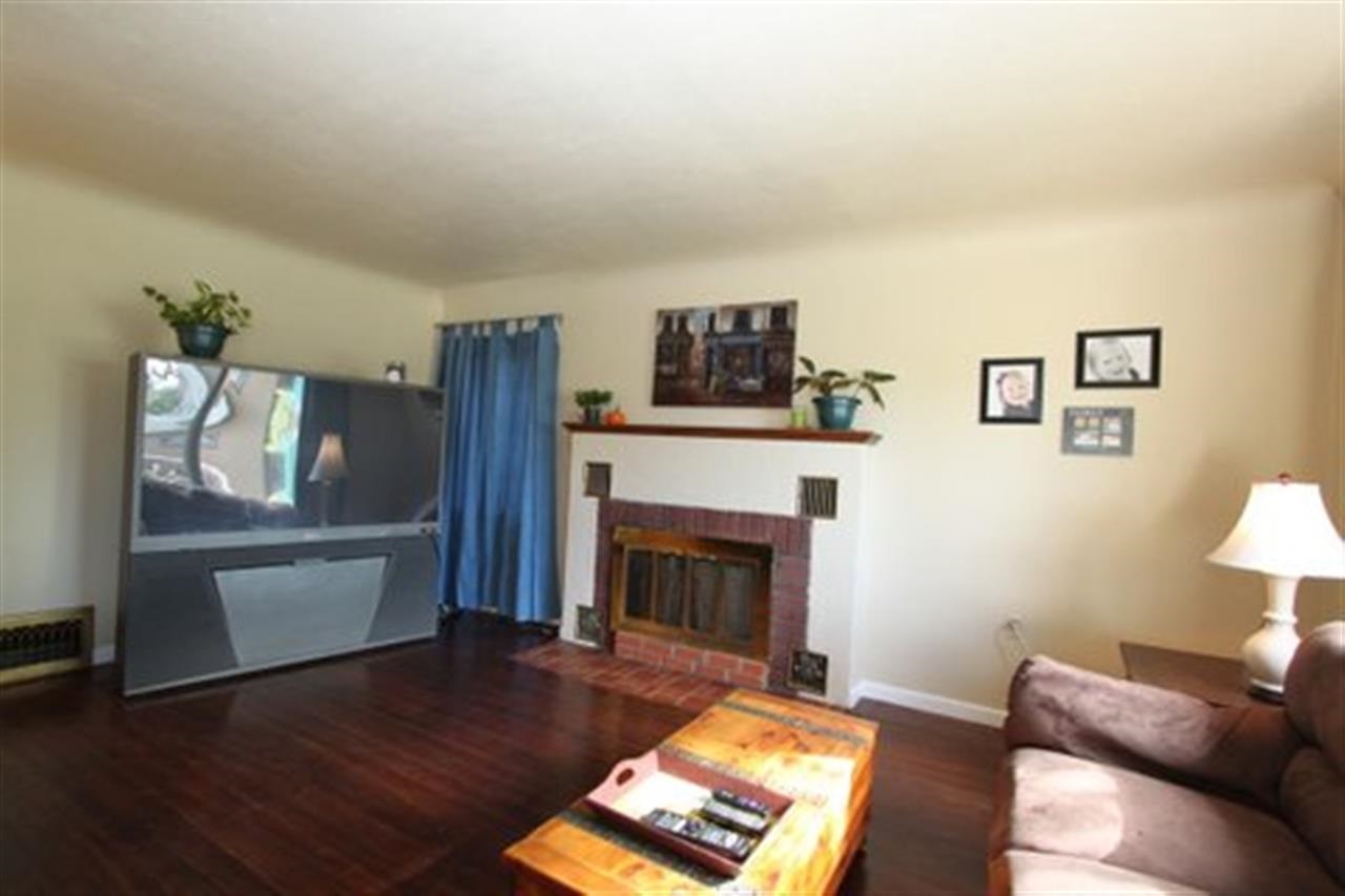 1207 E Longfellow - Photo 8