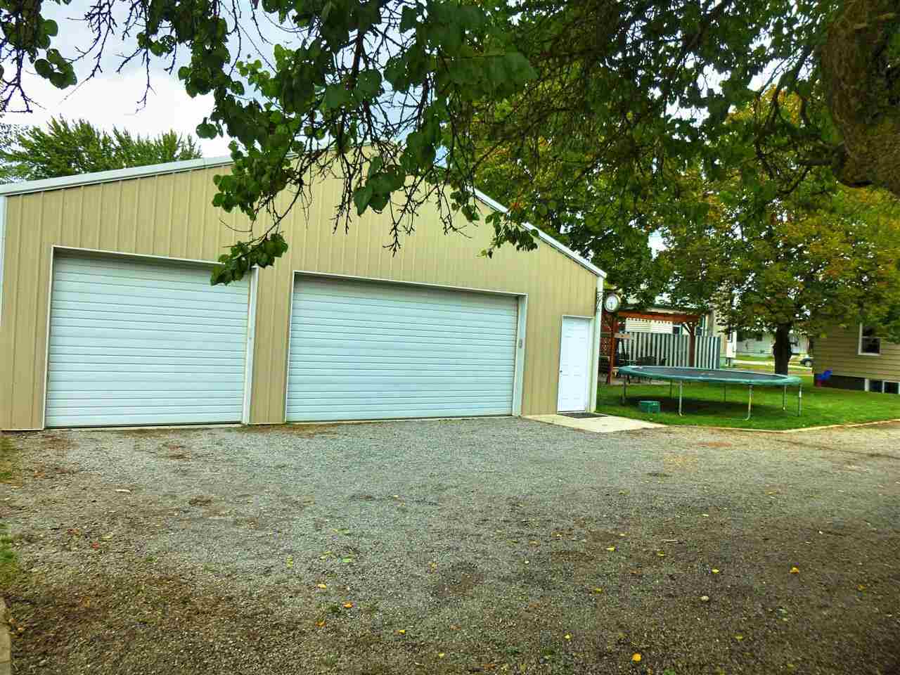 1625 N Woodruff Rd - Photo 2