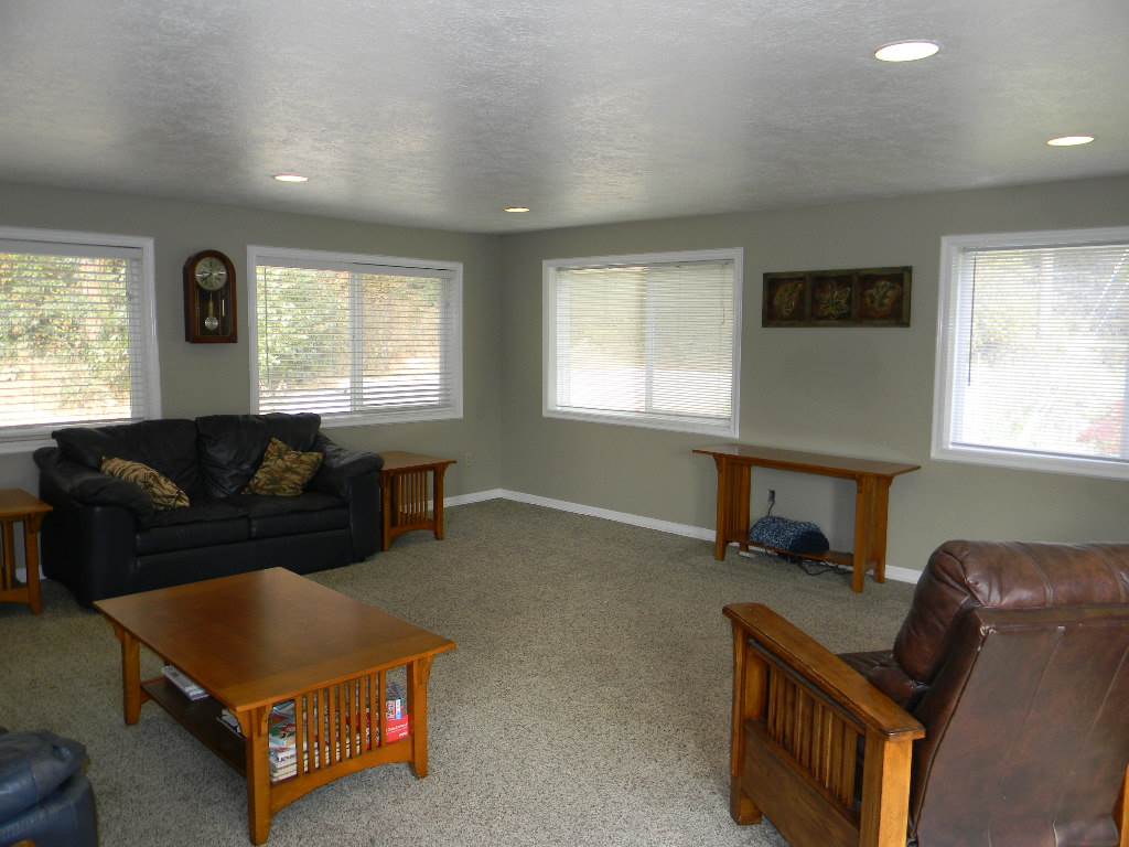 9002 N Mountain View Ln - Photo 9