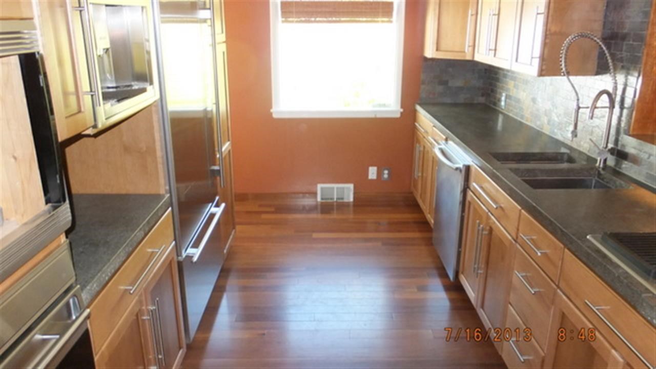 323 E High Dr - Photo 7
