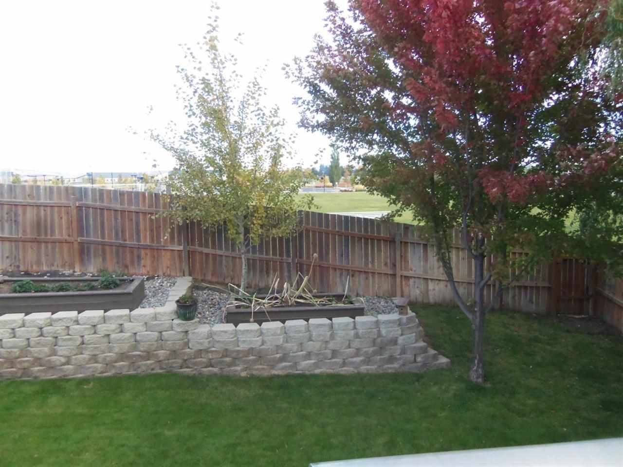 633 Golden Hills Dr - Photo 9