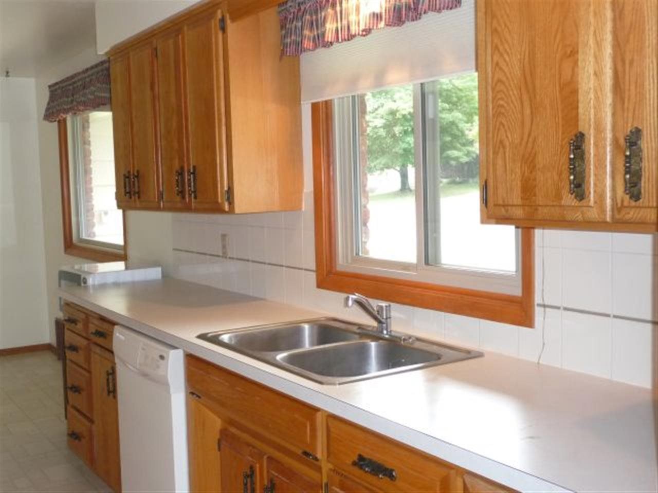 13319 E 10th Ave - Photo 3