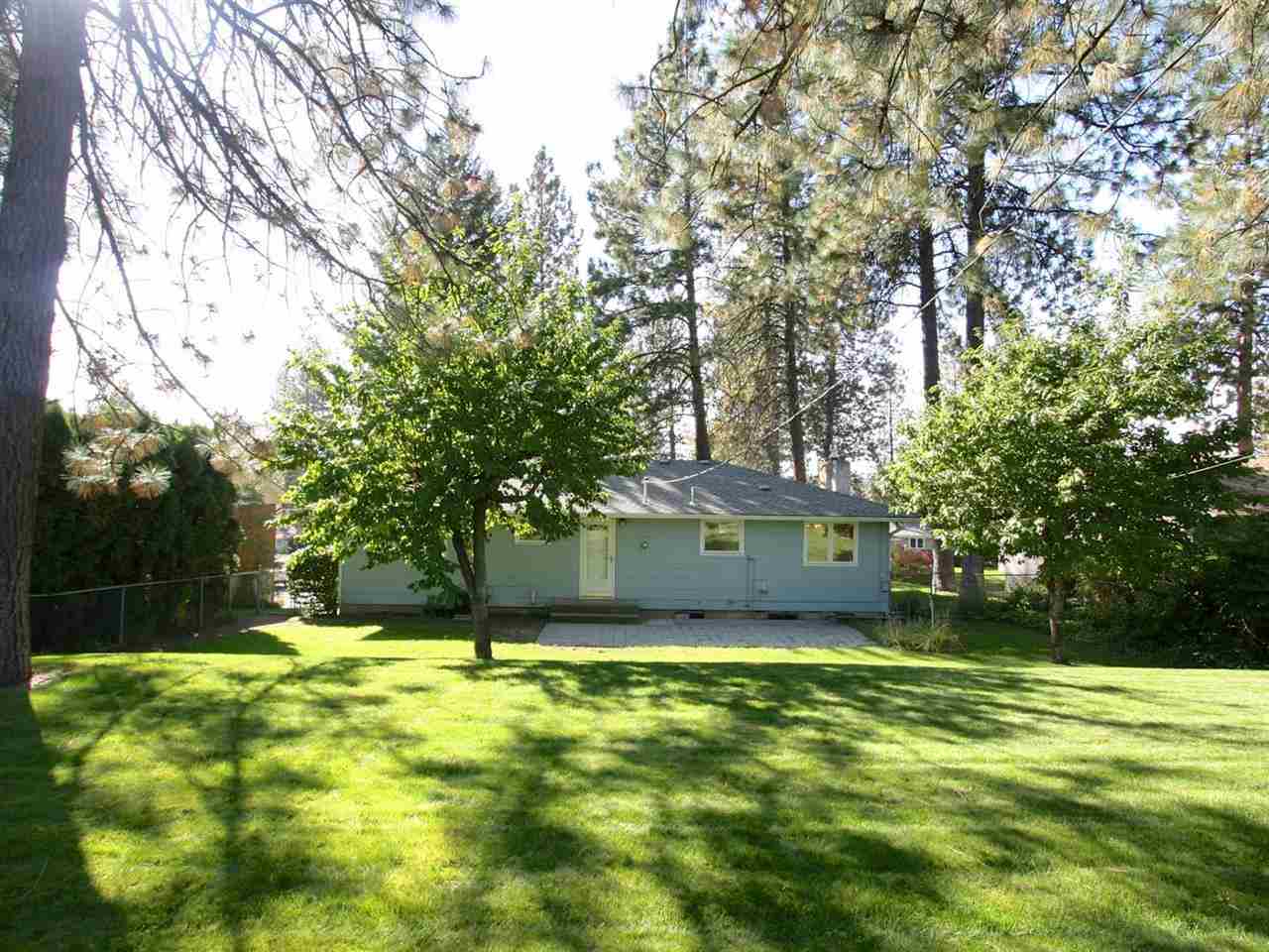 5574 N Greenwood Blvd - Photo 14