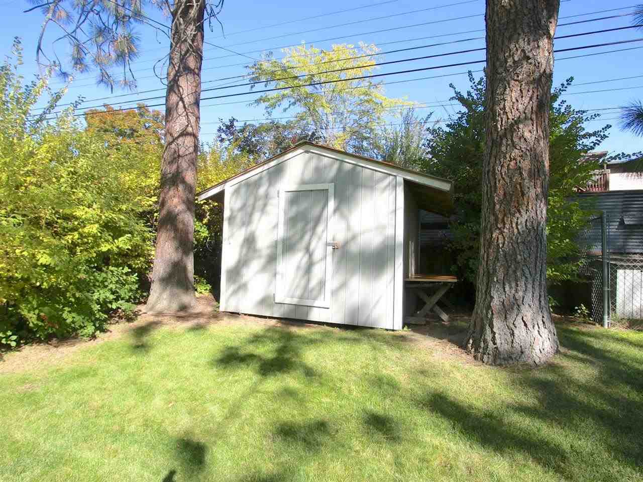 5574 N Greenwood Blvd - Photo 15