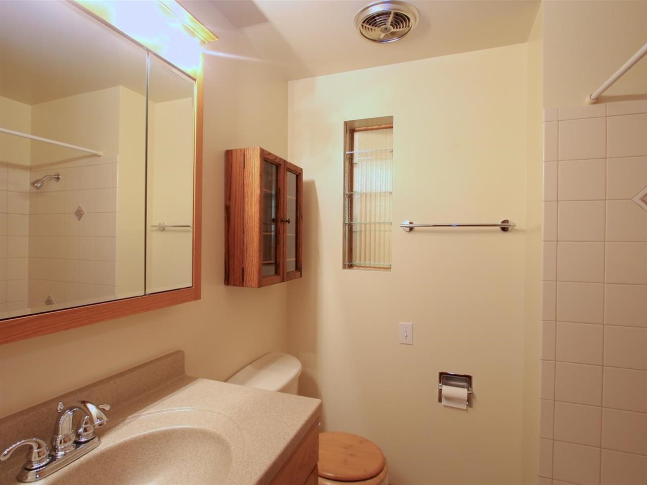5574 N Greenwood Blvd - Photo 10