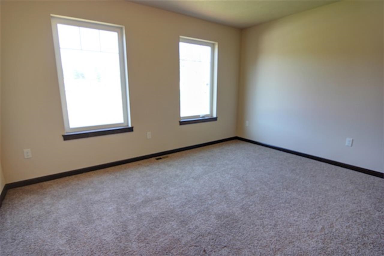 3005 E Clover Park - Photo 13