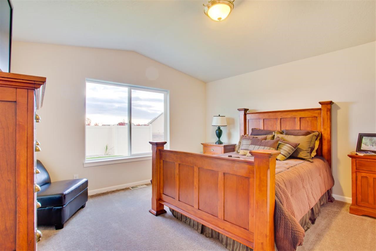 2120 N Winrock St - Photo 9