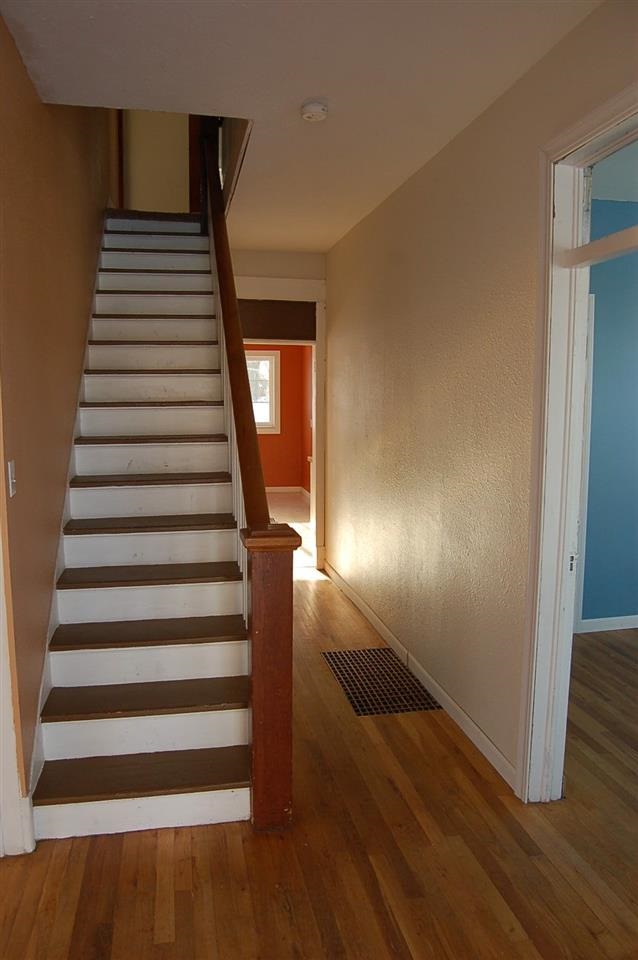 123 W 7th St - Photo 14