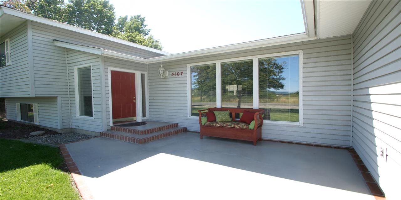 5107 N Lynden Rd - Photo 7