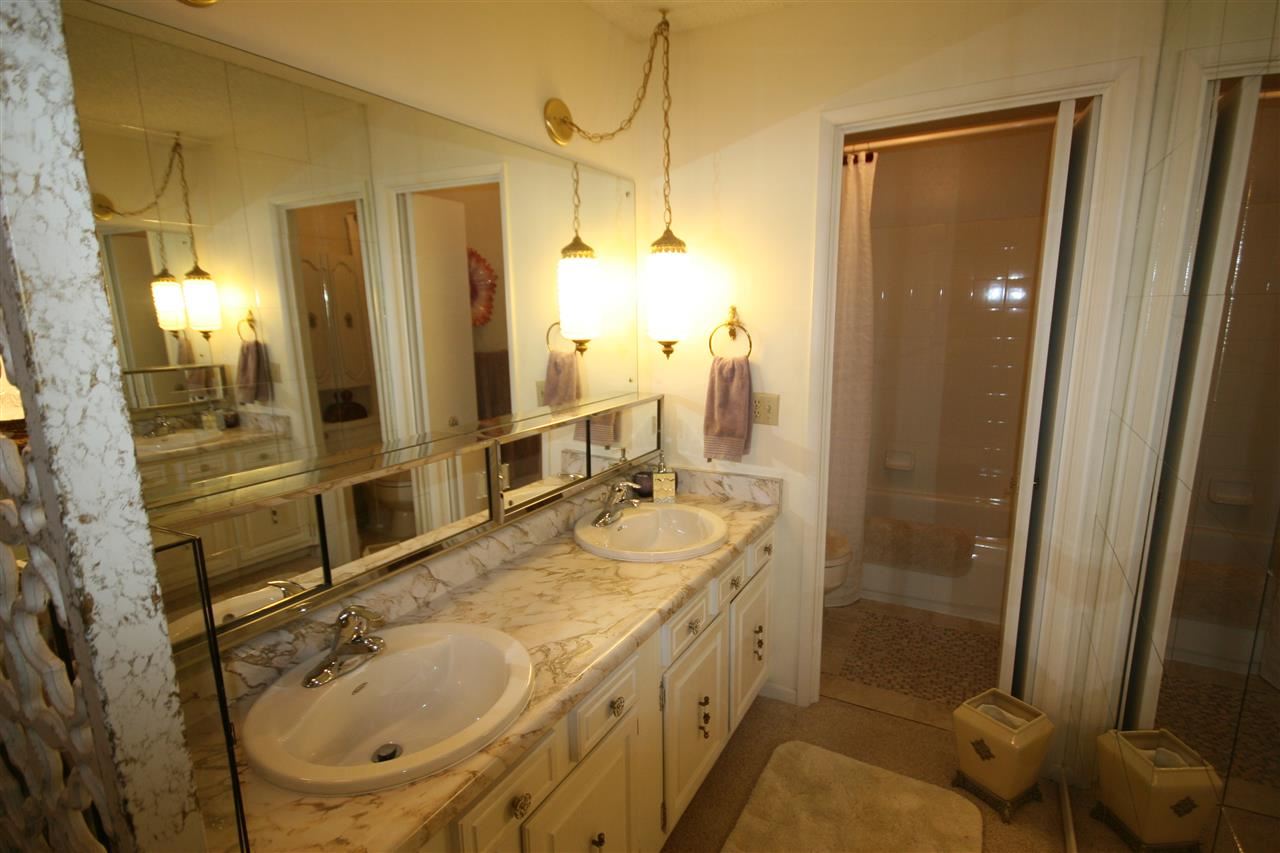 20 W Sumner Ave - Photo 12