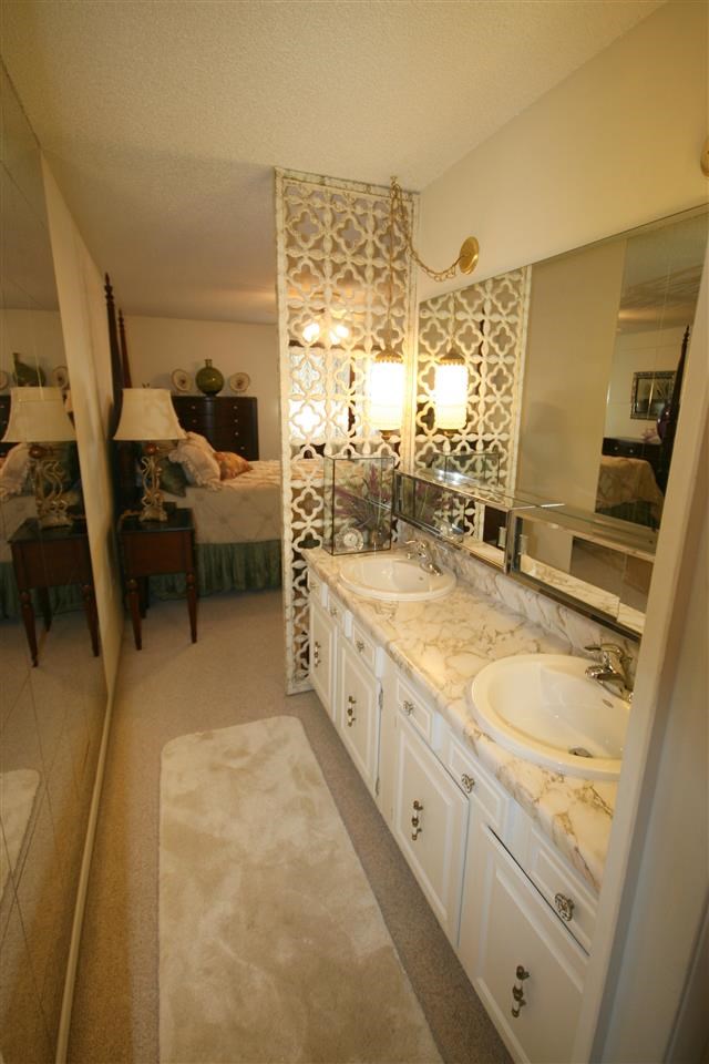 20 W Sumner Ave - Photo 13