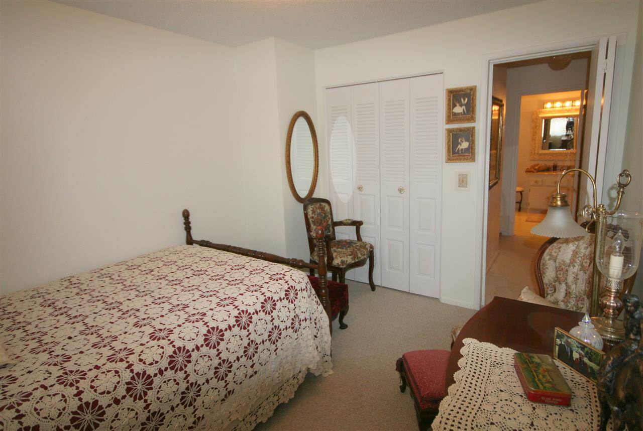 20 W Sumner Ave - Photo 15
