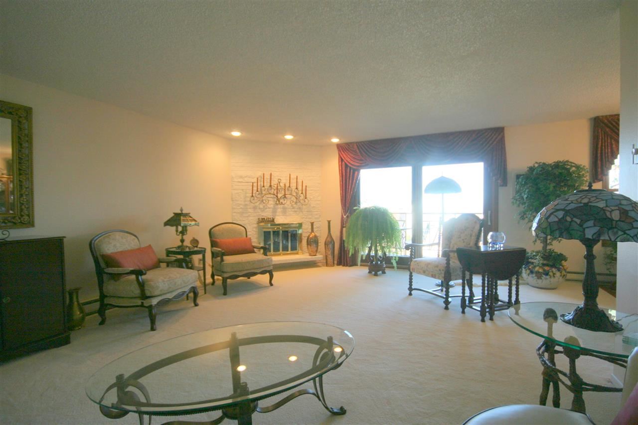 20 W Sumner Ave - Photo 5
