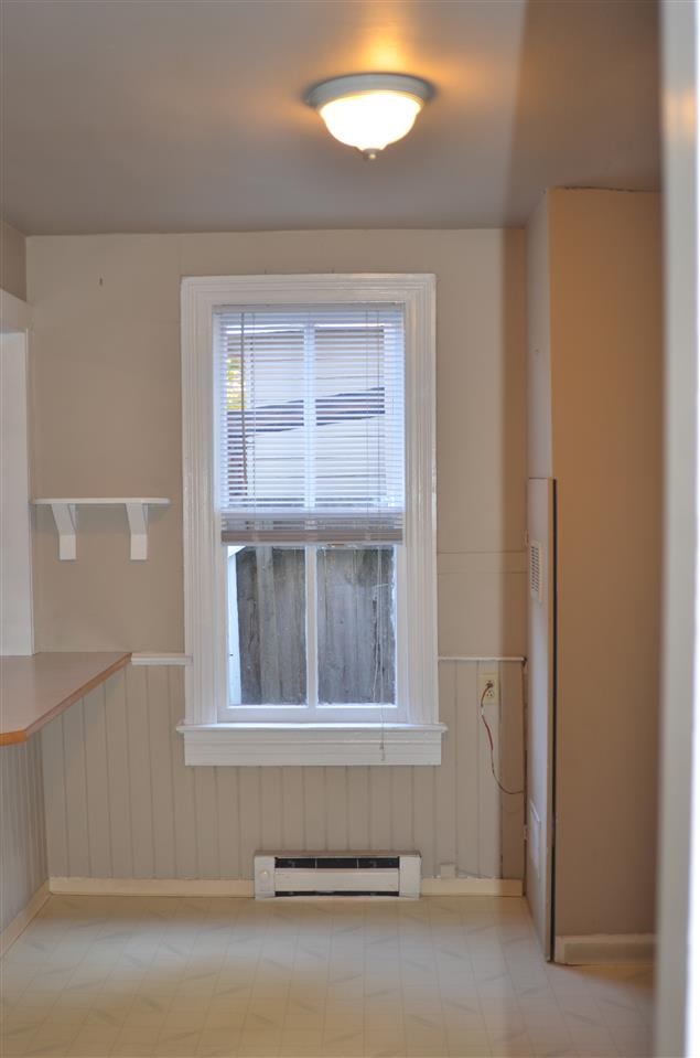 1212 W 14TH - Photo 12