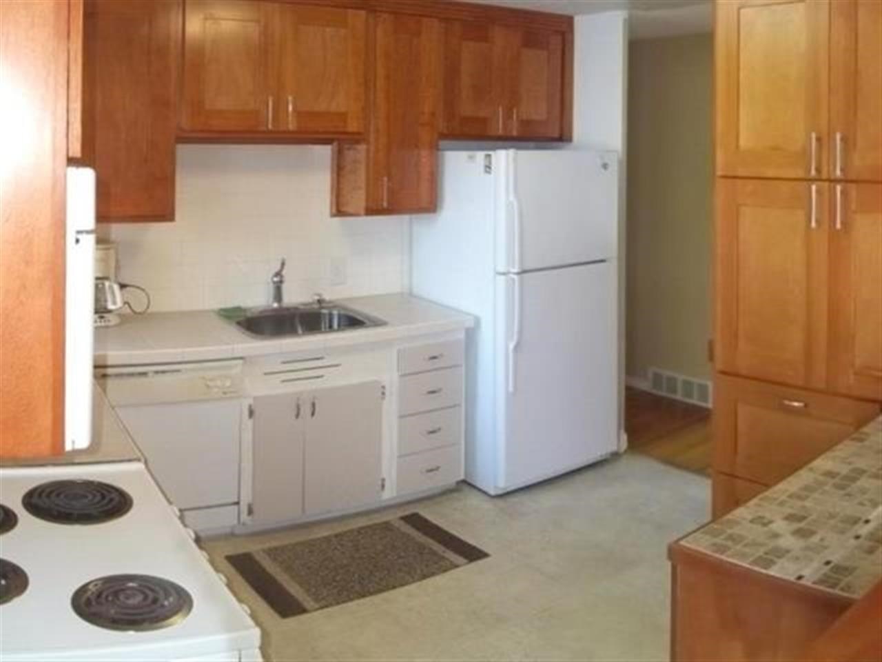 6704 N MONROE - Photo 3