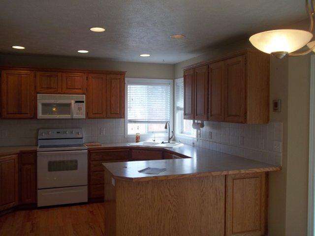 724 E Huron Dr - Photo 3