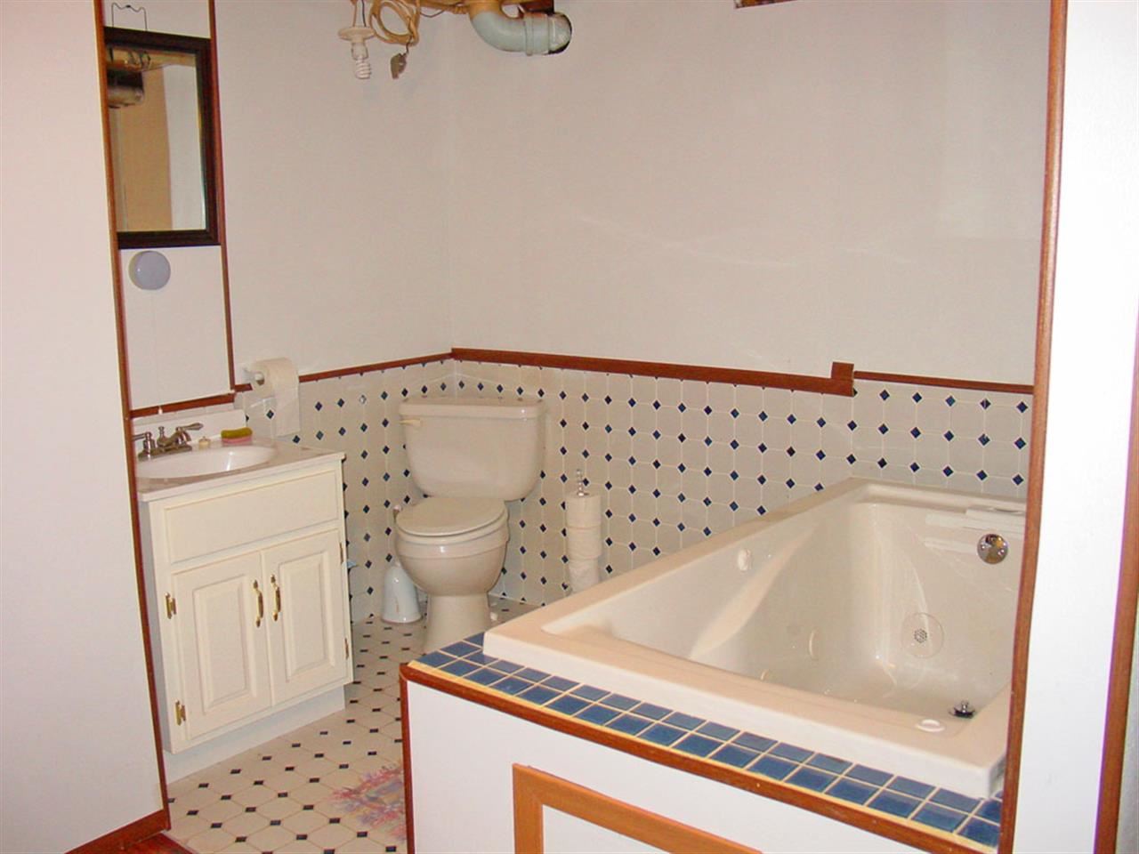 295 E 11th Ave - Photo 12