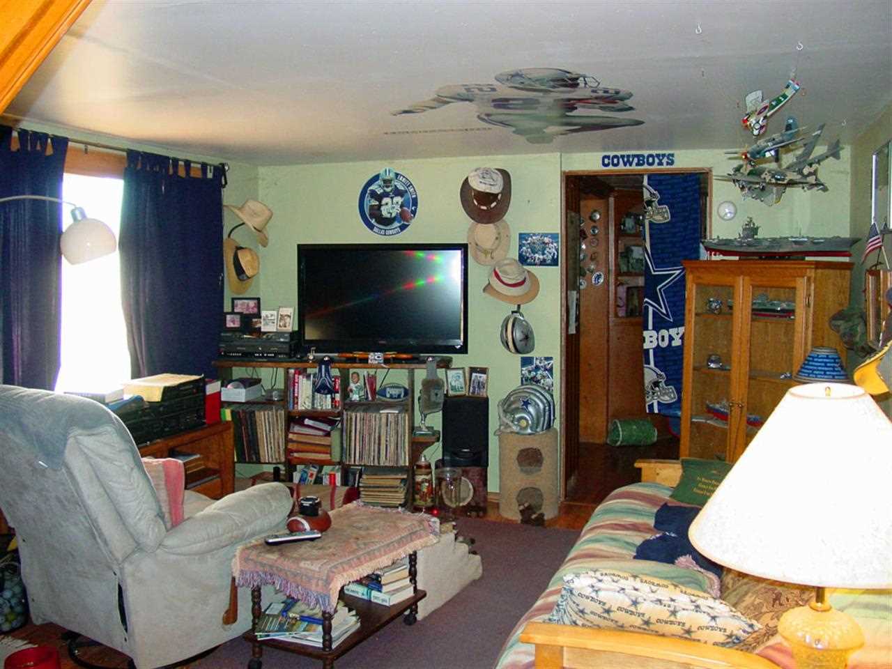 295 E 11th Ave - Photo 9