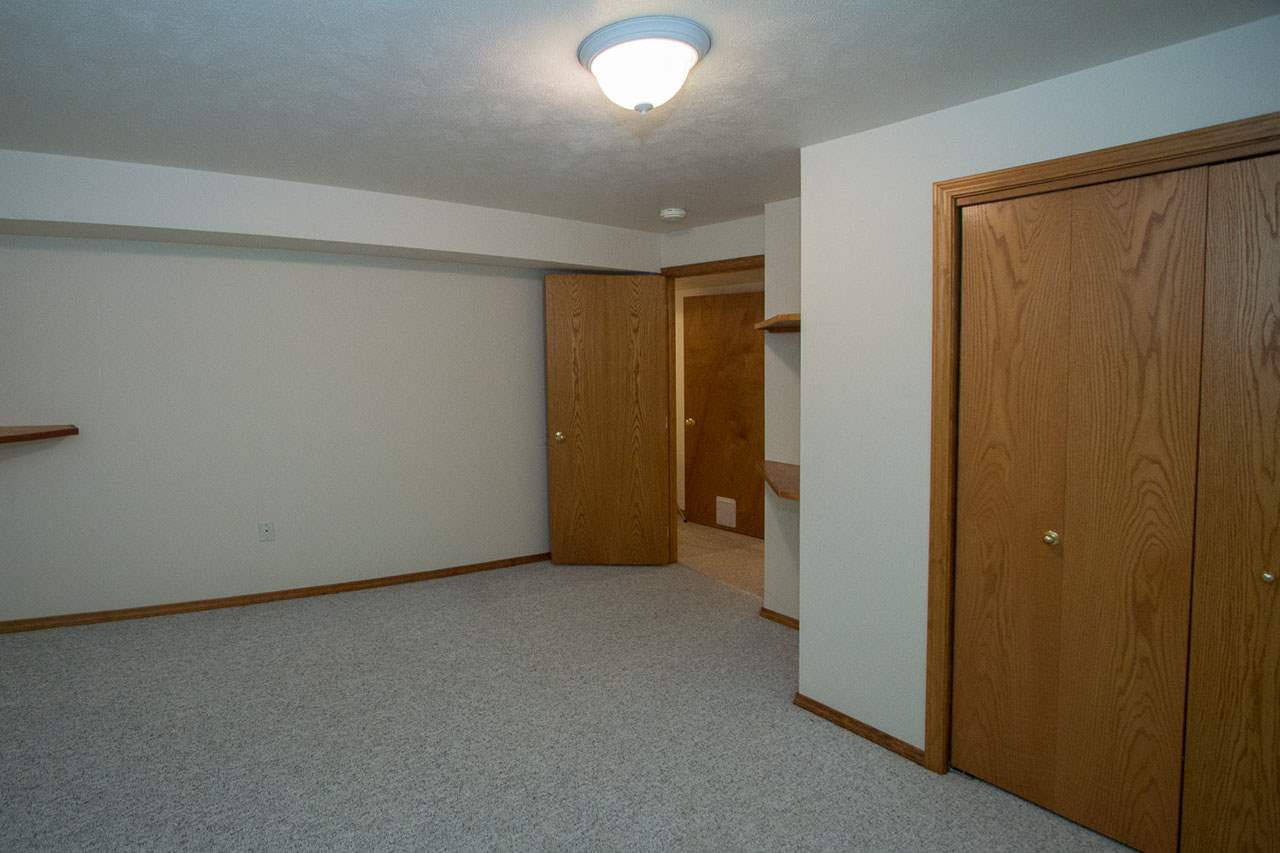 310 Plum Tree Ct - Photo 14