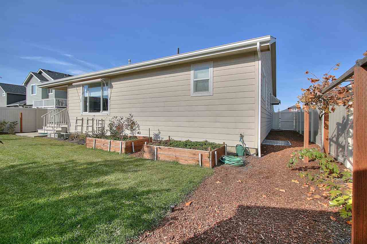 1802 E Devoe Ln - Photo 18