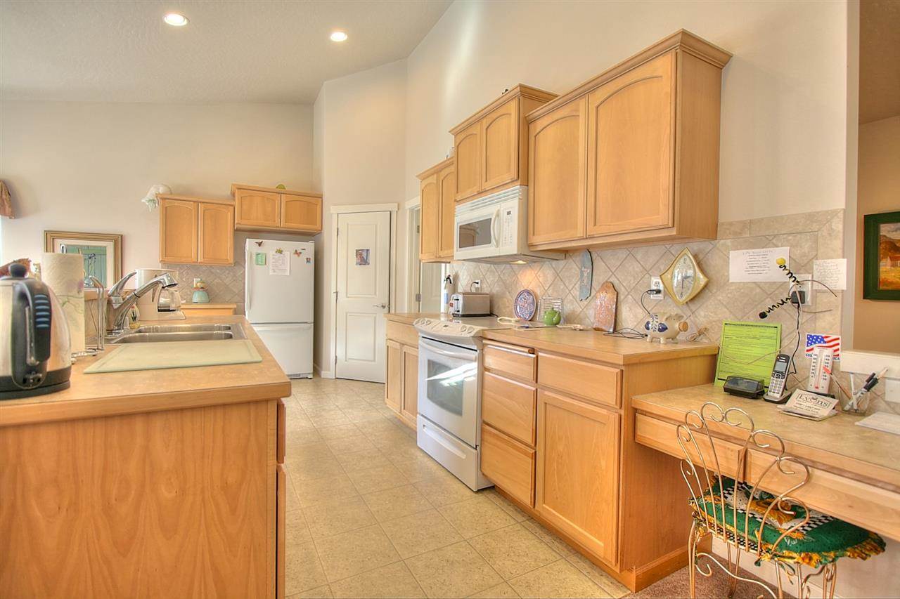 1802 E Devoe Ln - Photo 7