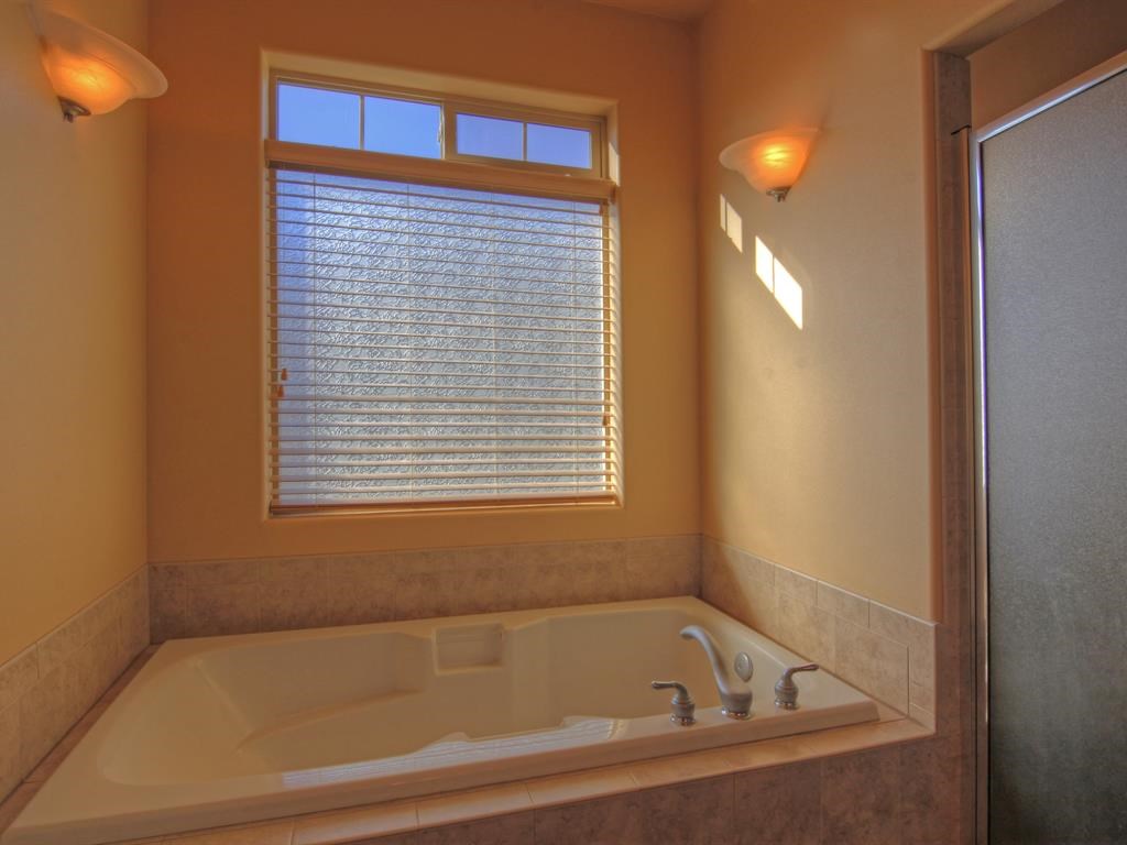 2205 W Chadwick Ln - Photo 11