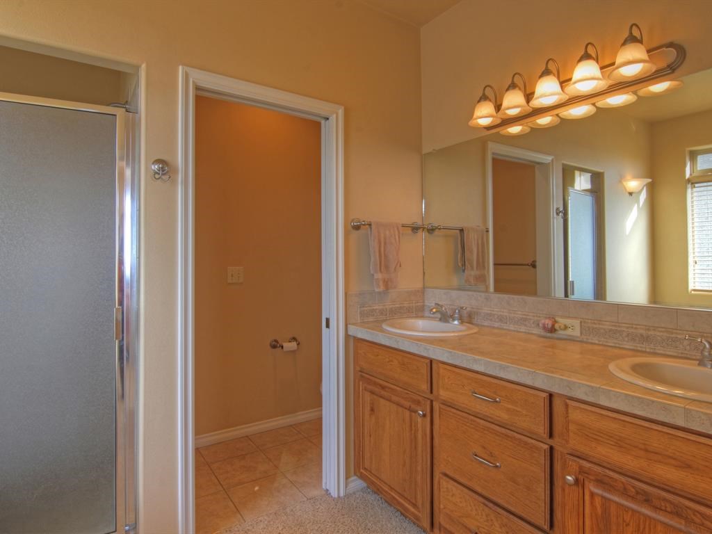 2205 W Chadwick Ln - Photo 12