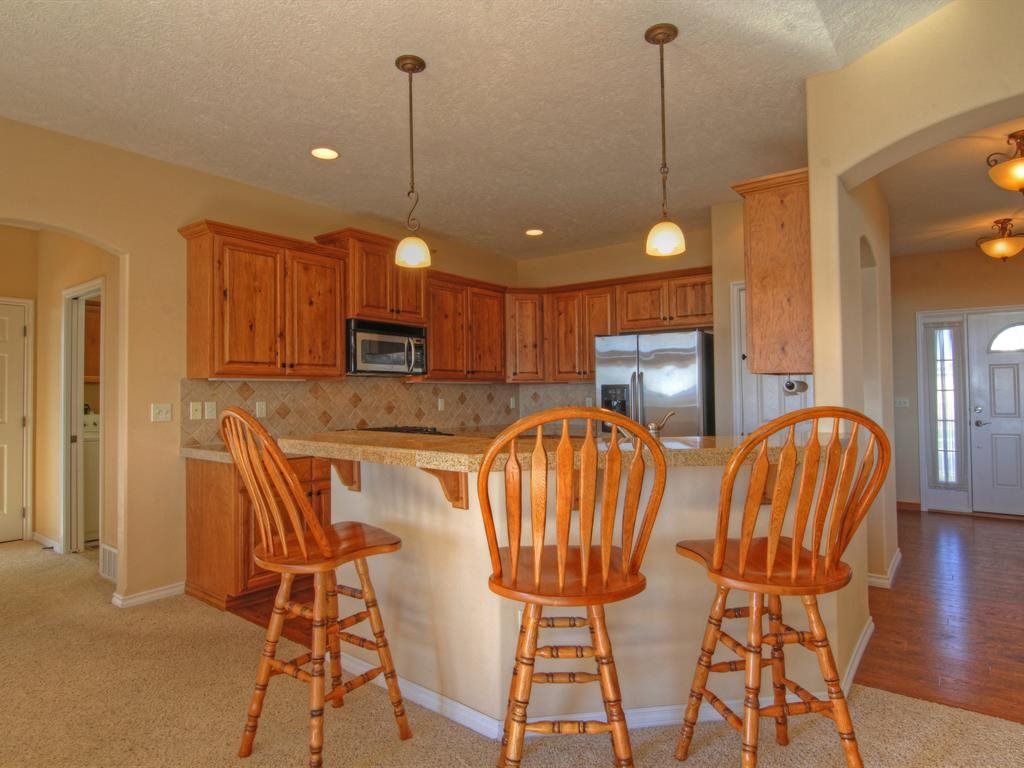 2205 W Chadwick Ln - Photo 3