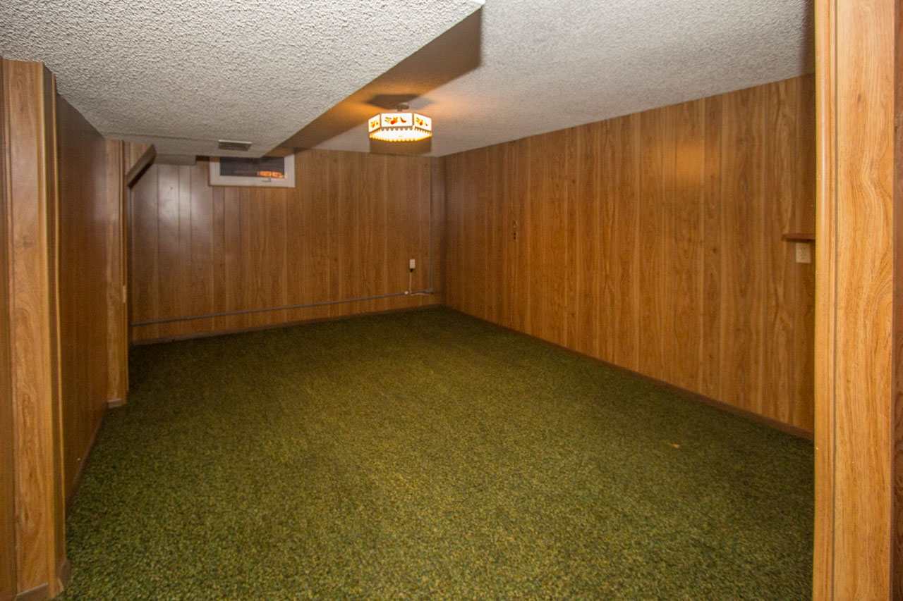 1323 E Rich Ave - Photo 9