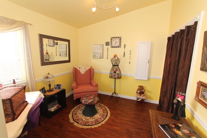 1513 E Devoe Ln - Photo 12