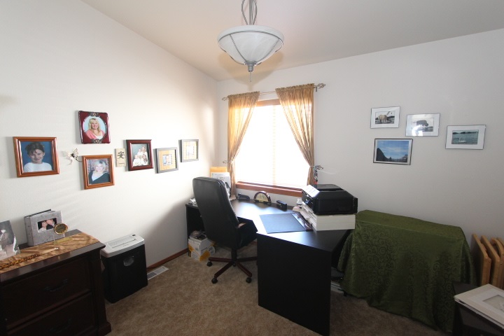 1513 E Devoe Ln - Photo 9