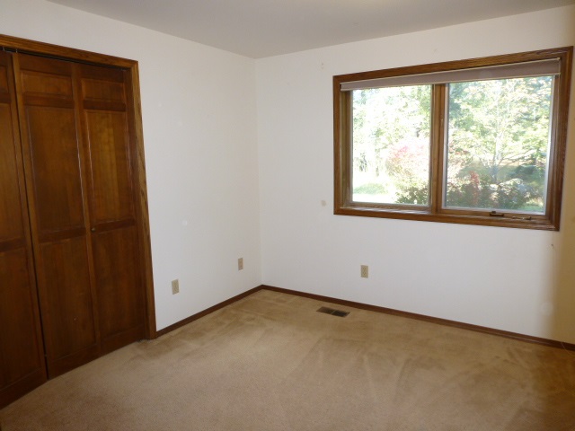 413 N Greenridge Dr - Photo 11